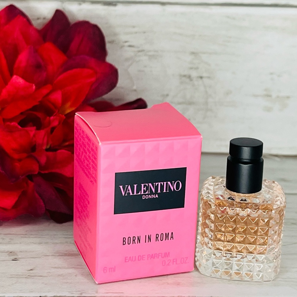 Valentino Donna Born in Roma